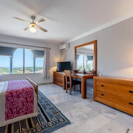 Ct 413 - Faro's La Panoramica -forest Hills Apartmán Estepona