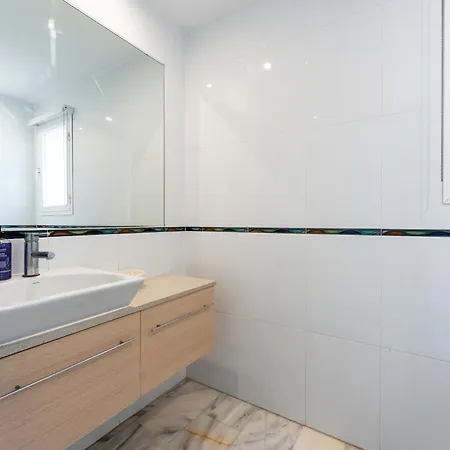 Ct 413 - Faro's La Panoramica -forest Hills Apartmán